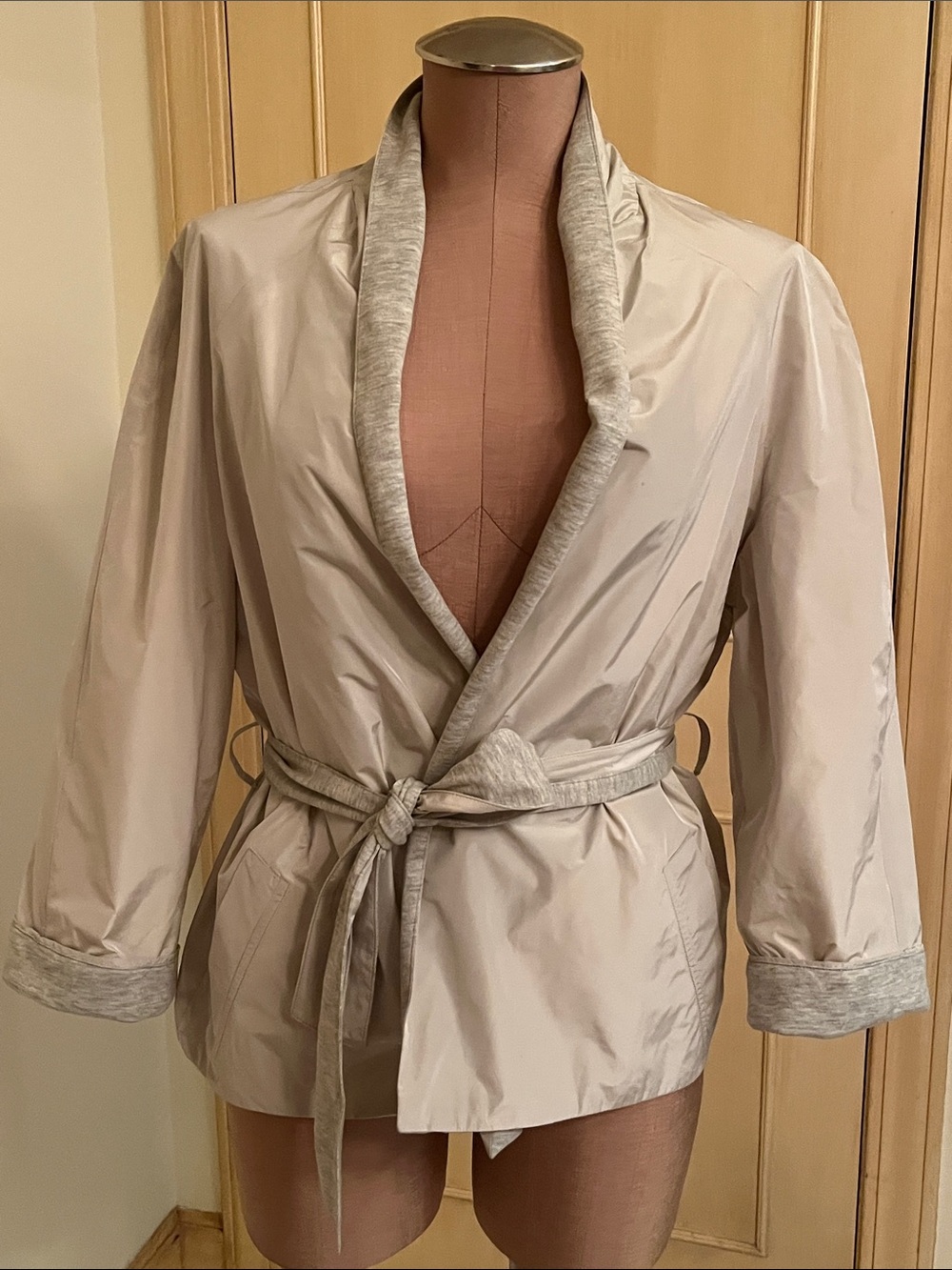 FABIANA FILIPPI Modern Casual Art Wrap/Belt Sweatshirt Detail Champagne Jacket M